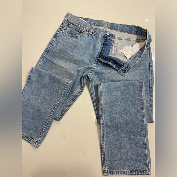 Mens Levi’s 511 Jeans - Picture 3 of 3